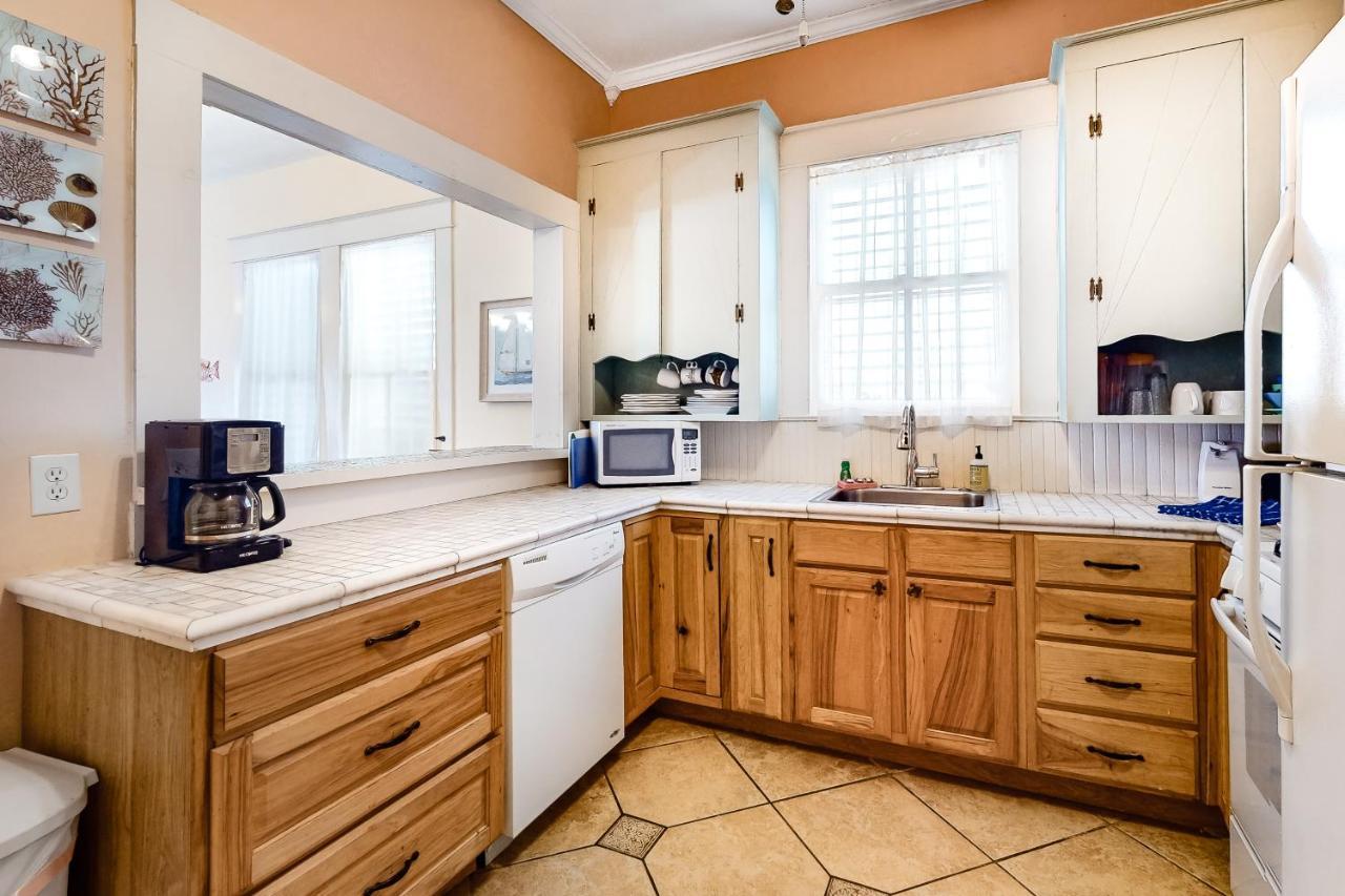 Castaway Cottage Galveston Exterior foto